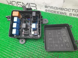 Блок реле NISSAN Leaf ZE1 EM57 2438840F00 2 ракурс
