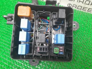 Блок реле NISSAN Leaf ZE1 EM57 2438840F00 4 ракурс