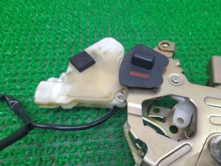 Замок двери левый задний Nissan Elgrand MNE51 VQ25DE 82503WL200 3 ракурс Замок двери левый задний Nissan Elgrand MNE51 VQ25DE 82503WL200 3 ракурс