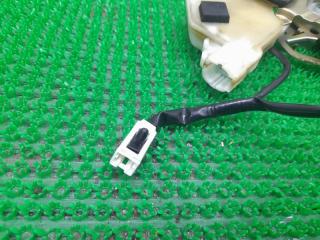 Замок двери левый задний Nissan Elgrand MNE51 VQ25DE 82503WL200 4 ракурс Замок двери левый задний Nissan Elgrand MNE51 VQ25DE 82503WL200 4 ракурс