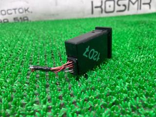 Кнопка туманки TOYOTA Avensis AZT250 1AZ-FSE 84165-05030 2 ракурс
