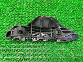 Крепление бампера правое переднее TOYOTA Belta KSP92 1KR-FE 52535-52130 2 ракурс