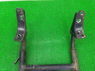 Крепление запасного колеса заднее NISSAN Terrano Regulus JRR50 QD32ETI 572101W310 3 ракурс