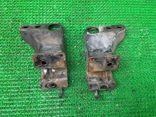 Крепление стабилизатора переднее NISSAN Terrano Regulus JRR50 QD32ETI 546340W000 1 ракурс