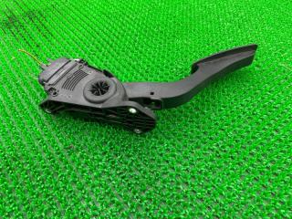 Педаль газа Suzuki Escudo TDA4W 15900-65J02 3 ракурс