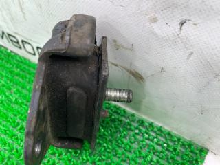 Подушка двигателя левая TOYOTA Hiace KZH106W 1KZ-TE 12361-67020 3 ракурс