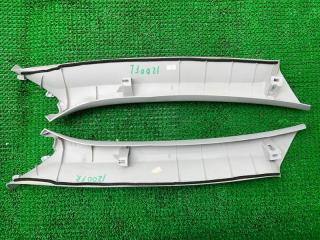 Накладка на стойку кузова передняя SUBARU FORESTER SHJ FB20A 94010SC000L0 2 ракурс