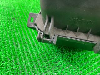 Корпус воздушного фильтра TOYOTA Avensis AZT250 1AZ-FSE 17701-0D041 5 ракурс