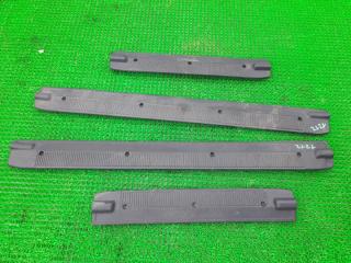 Накладка на порог TOYOTA CROWN GS121 1G-GZEU 62211-30110-04 1 ракурс