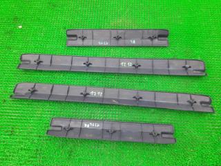 Накладка на порог TOYOTA CROWN GS121 1G-GZEU 62211-30110-04 2 ракурс