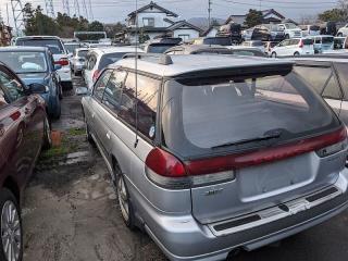 Накладка на бампер SUBARU LEGACY BG9 EJ25 94047AC110MU 5 ракурс