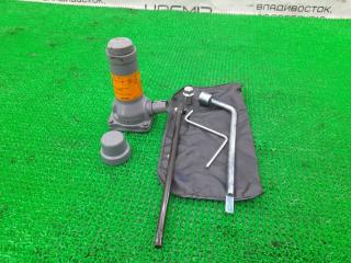 Домкрат NISSAN Terrano 1998