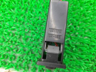 Кнопка Toyota Hiace KZH106W 1KZ-TE 8681426010 3 ракурс