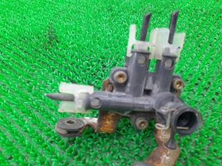 Клапан пневмоподвески правый передний Toyota Celsior UCF31 3UZ-FE 4809550040 5 ракурс Клапан пневмоподвески правый передний Toyota Celsior UCF31 3UZ-FE 4809550040 5 ракурс