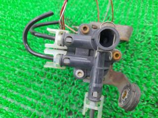 Клапан пневмоподвески правый передний Toyota Celsior UCF31 3UZ-FE 4809550040 5 ракурс Клапан пневмоподвески правый передний Toyota Celsior UCF31 3UZ-FE 4809550040 5 ракурс