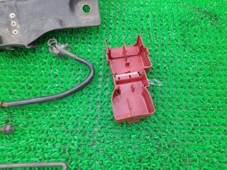 Крепление аккумулятора NISSAN SKYLINE HV35 VQ30DD 24420AL500 3 ракурс