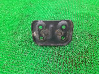 Крюк буксировочный задний TOYOTA LAND CRUISER PRADO LJ78W 2L-TE 5196160081 2 ракурс