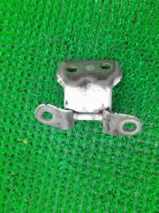 Петля дверная левая передняя TOYOTA LAND CRUISER PRADO LJ78W 2L-TE 68720-60040 3 ракурс