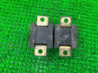 Крепление стабилизатора переднее MITSUBISHI OUTLANDER CW5W 4B12 MR403646 2 ракурс