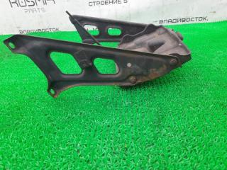Подставка под аккумулятор левая передняя TOYOTA LAND CRUISER PRADO LJ78W 2L-TE 74403-60170 2 ракурс