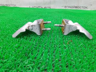 Петля дверная задняя TOYOTA Harrier GSU30W 2GR-FE 68810-48010 4 ракурс