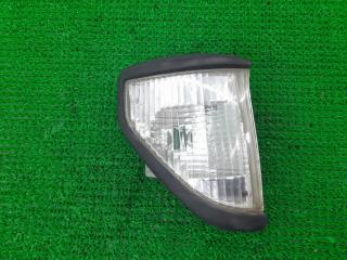 Габарит правый передний TOYOTA LAND CRUISER PRADO LJ78W 2L-TE 81610-60151 1 ракурс Габарит правый передний TOYOTA LAND CRUISER PRADO LJ78W 2L-TE 81610-60151 1 ракурс