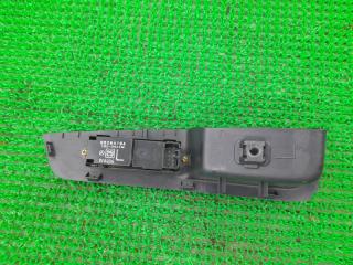 Кнопка стеклоподъемника левая задняя MITSUBISHI OUTLANDER CW5W 4B12 8608A063 3 ракурс