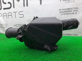 Корпус воздушного фильтра Nissan Armada TA60 VK56DE 165007S010 2 ракурс