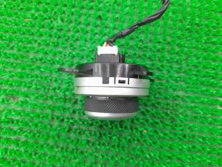 Кнопка 4wd MITSUBISHI OUTLANDER CW5W 4B12 8604A008 3 ракурс