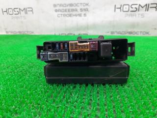 Фото запчасти блок предохранителей NISSAN SKYLINE 2003 контрактная запчасть Запчасть блок предохранителей NISSAN SKYLINE 2003