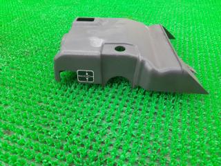 Кожух рулевой колонки TOYOTA LAND CRUISER PRADO LJ78W 2L-TE 45286-60927-13 4 ракурс Кожух рулевой колонки TOYOTA LAND CRUISER PRADO LJ78W 2L-TE 45286-60927-13 4 ракурс