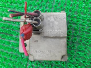 Реле дворников TOYOTA LAND CRUISER PRADO LJ78W 2L-TE 85276-22060 1 ракурс Реле дворников TOYOTA LAND CRUISER PRADO LJ78W 2L-TE 85276-22060 1 ракурс