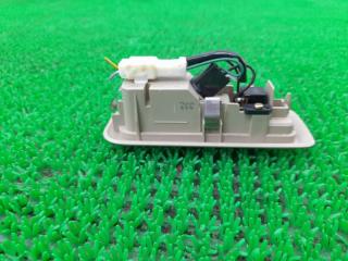 Светильник салона TOYOTA Ipsum ACM21W 2AZ-FE 81250-22030-A0 3 ракурс