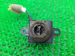 Фото запчасти датчик температуры салона Nissan Armada 2006 контрактная запчасть Запчасть датчик температуры салона Nissan Armada 2006