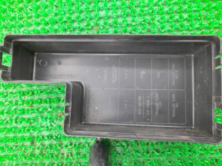 Блок предохранителей Nissan Armada TA60 VK56DE 243827S010 2 ракурс
