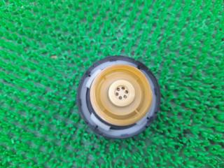 Крышка топливного бака TOYOTA Corolla NZE121 1NZ-FE 77310-48010 3 ракурс