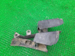Брызговик задний NISSAN SKYLINE CPV35 VQ35DE 76856CD000 4 ракурс
