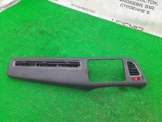Накладка на торпеду левая Honda Vezel RU3 LEB 77225T7A003ZB 1 ракурс