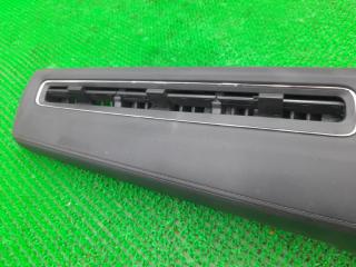 Накладка на торпеду левая Honda Vezel RU3 LEB 77225T7A003ZB 3 ракурс