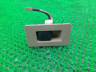 Фото запчасти кнопка стеклоподъемника задняя левая Nissan Armada 2006 контрактная запчасть Запчасть кнопка стеклоподъемника задняя левая Nissan Armada 2006