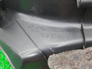 Накладка на стойку кузова задняя левая Harrier 2006 GSU30W 2GR-FE