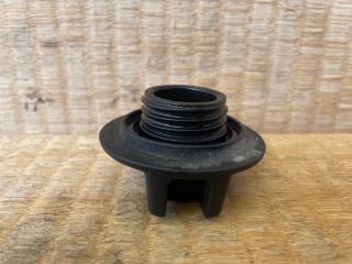 Крышка маслозаливной горловины Nissan Note HE12 HR12DE 15255-1GZ0A 3 ракурс
