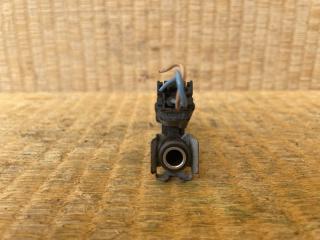 Форсунка Nissan Note HE12 HR12DE 16600-5WK0A 2 ракурс