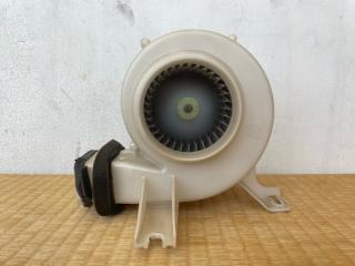 Мотор охлаждения батареи TOYOTA Alphard ATH10W 2AZ-FXE 8713058060 1 ракурс