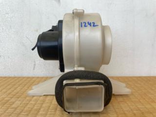 Мотор охлаждения батареи TOYOTA Alphard ATH10W 2AZ-FXE 8713058060 2 ракурс
