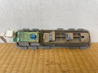 Решетка вентиляционная правая TOYOTA Alphard ATH10W 2AZ-FXE 81250-58040-A0 2 ракурс Решетка вентиляционная правая TOYOTA Alphard ATH10W 2AZ-FXE 81250-58040-A0 2 ракурс