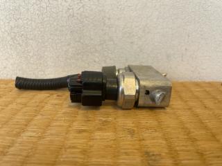 Датчик давления кондиционера TOYOTA Alphard ATH10W 2AZ-FXE 88710-58080 5 ракурс