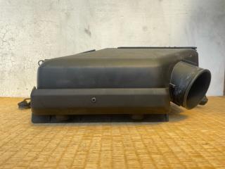 Корпус воздушного фильтра TOYOTA Alphard ATH10W 2AZ-FXE 17700-28092 3 ракурс Корпус воздушного фильтра TOYOTA Alphard ATH10W 2AZ-FXE 17700-28092 3 ракурс