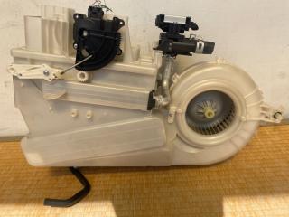 Печка задняя  TOYOTA Alphard ATH10W 2AZ-FXE ,87030-58011 1 ракурс