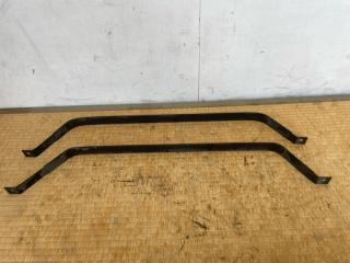 Фото запчасти крепление топливного бака TOYOTA Alphard 2008 контрактная запчасть Запчасть крепление топливного бака TOYOTA Alphard 2008